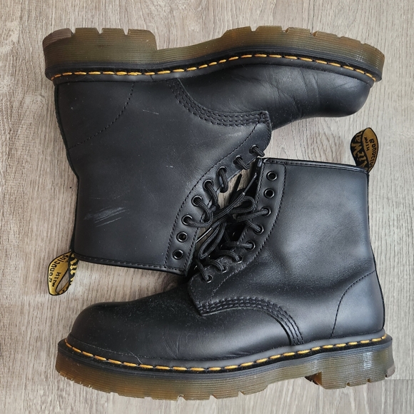 Dr. Martens Lace Up 1460 Leather Unisex Black Boots M9/W10 - Picture 3 of 7